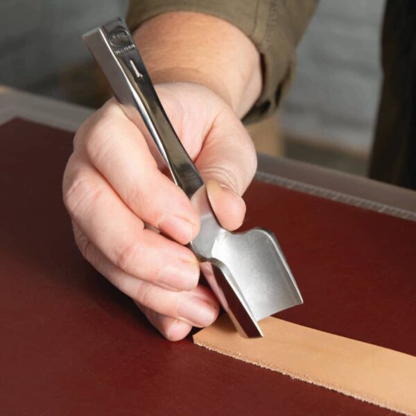 belt edge curve cutting punch