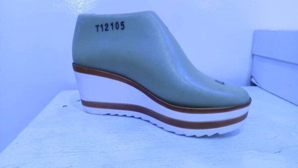 female shoe lass