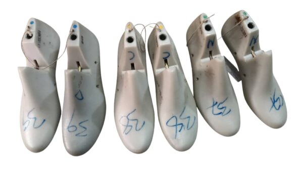 female shoe lasts